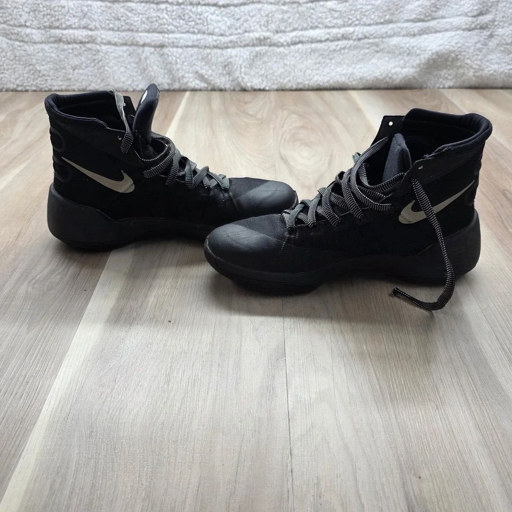 Nike Hyperdunk 2015 Basketball Shoes Sneakers Size 7Y Black Silver‎ Mens